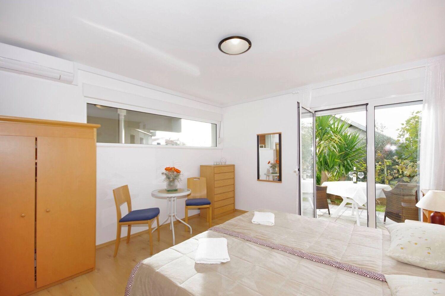 Apartments Javi - Free Private Parking Trogir Extérieur photo