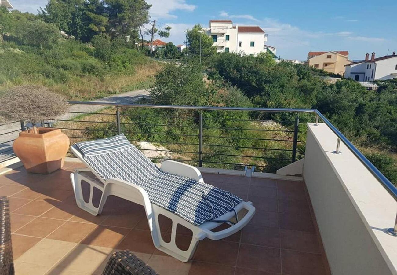 Apartments Javi - Free Private Parking Trogir Extérieur photo