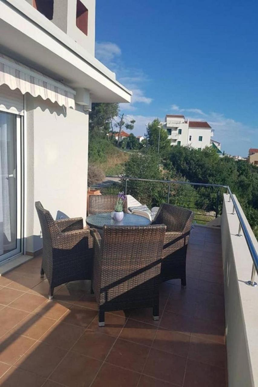 Apartments Javi - Free Private Parking Trogir Extérieur photo