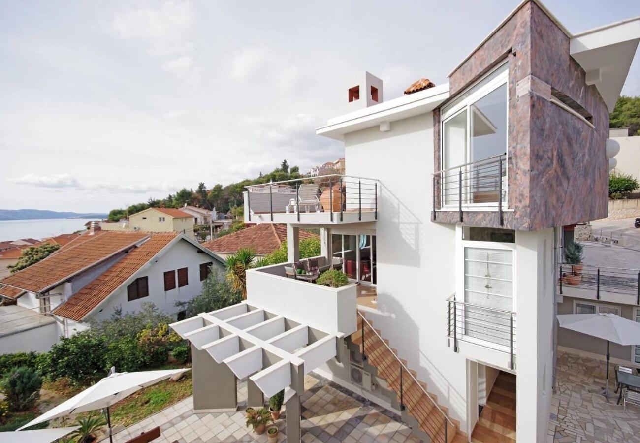 Apartments Javi - Free Private Parking Trogir Extérieur photo
